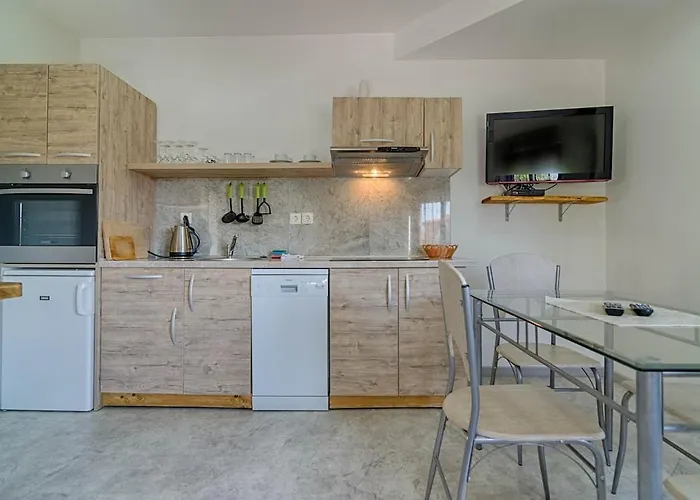 6 Apartament